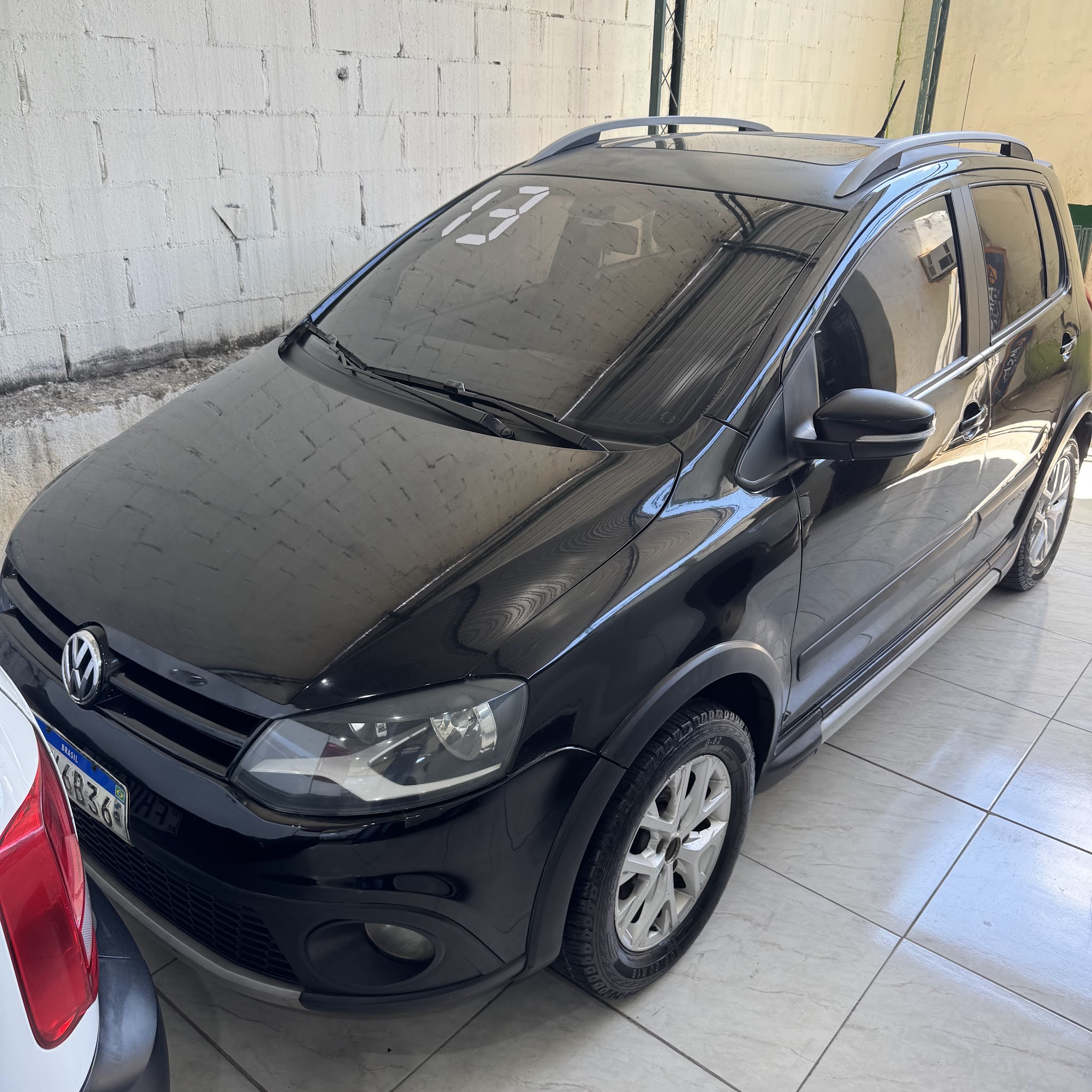 VOLKSWAGEM CROSFOX